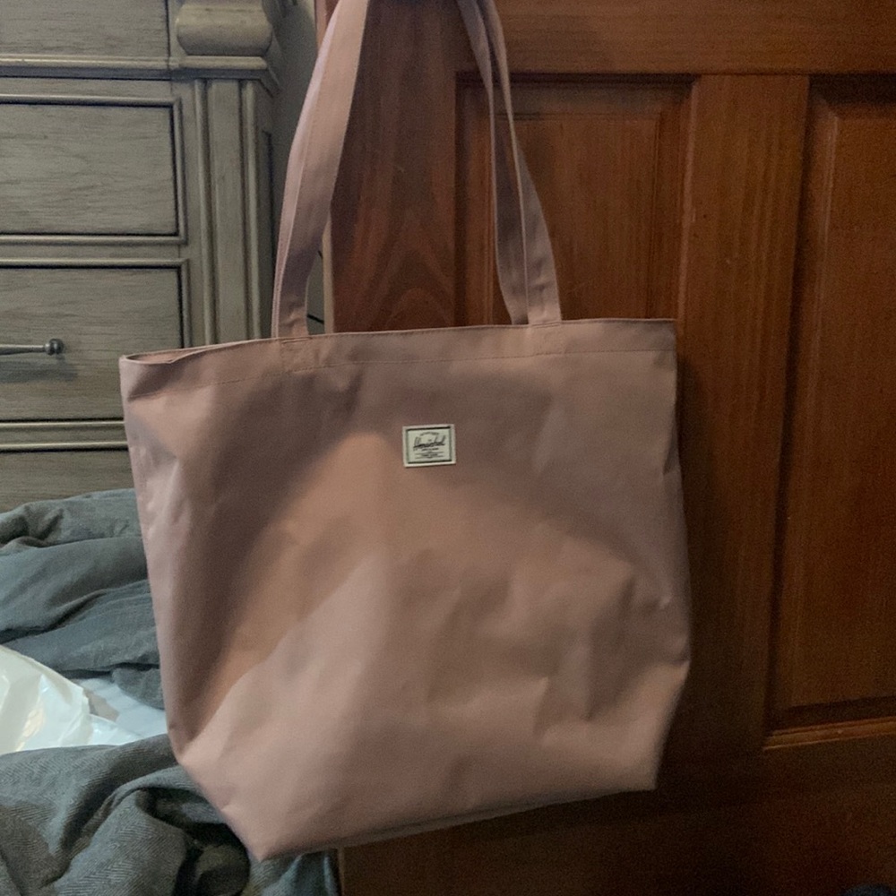 Herschel tote